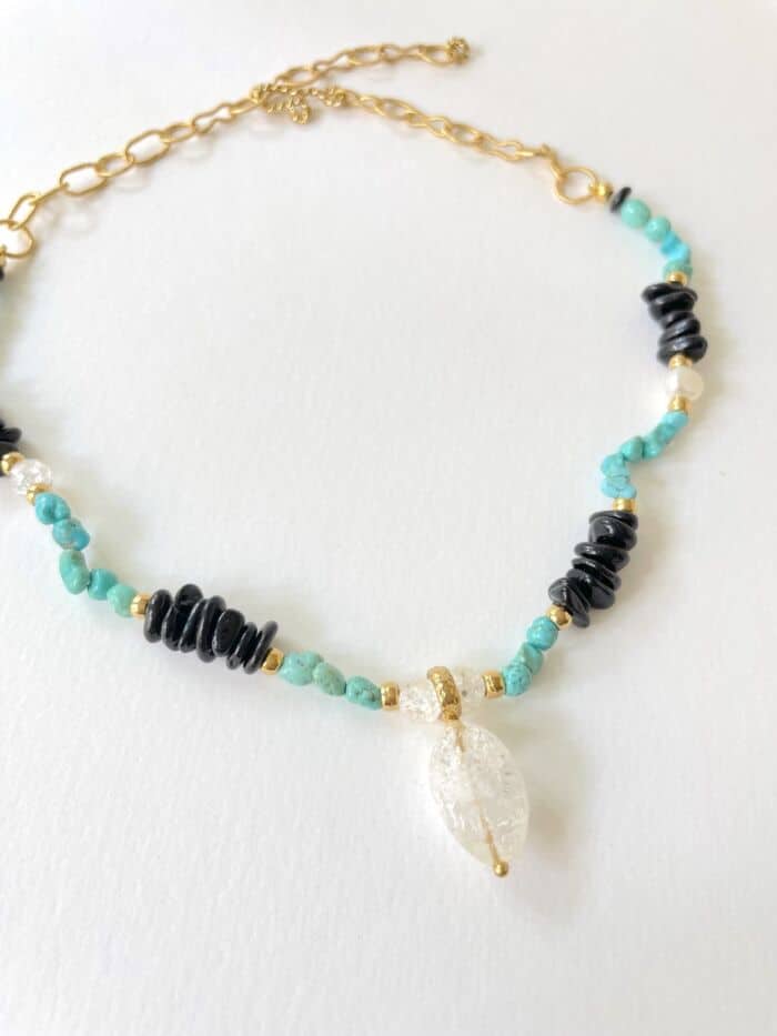collier SAONA with turquoise onyx crystal  by SANDE PARIS