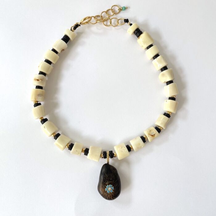 Collier necklace LIYA sea bamboo and seed _ Bambou de mer et Graine sertie by Sande Paris bijoux