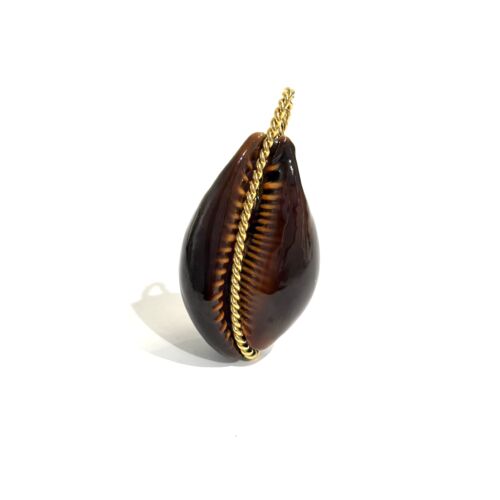 Pendentif GOA pendant shell natural coquillage naturel by SANDE PARIS