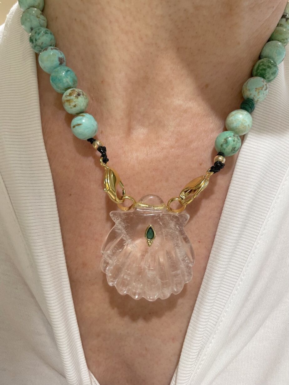 NAYA PRECIOUS goutte verte green drop necklace shell gemstone coquillage pierre semi précieuse by Sande Paris Bijoux jewelry