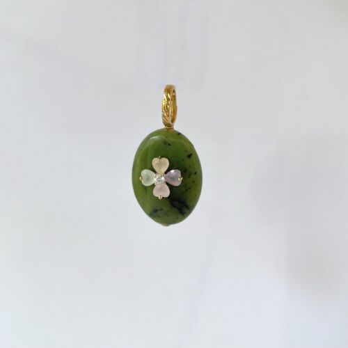 Pendentif Jodie Pendant Jade by SANDE PARIS.