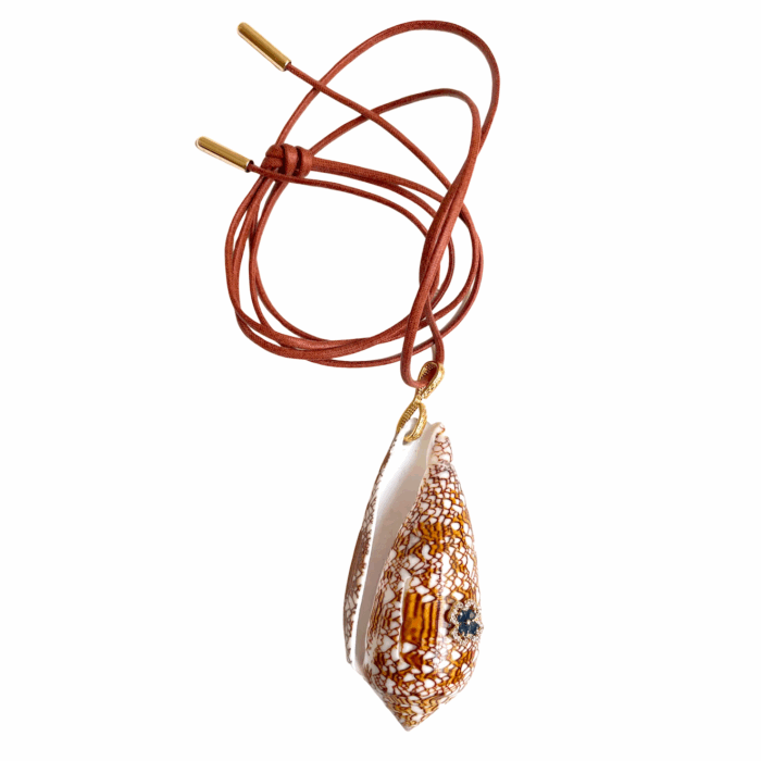 CONUS shell necklace coquillage natural by SANDE PARIS bijoux