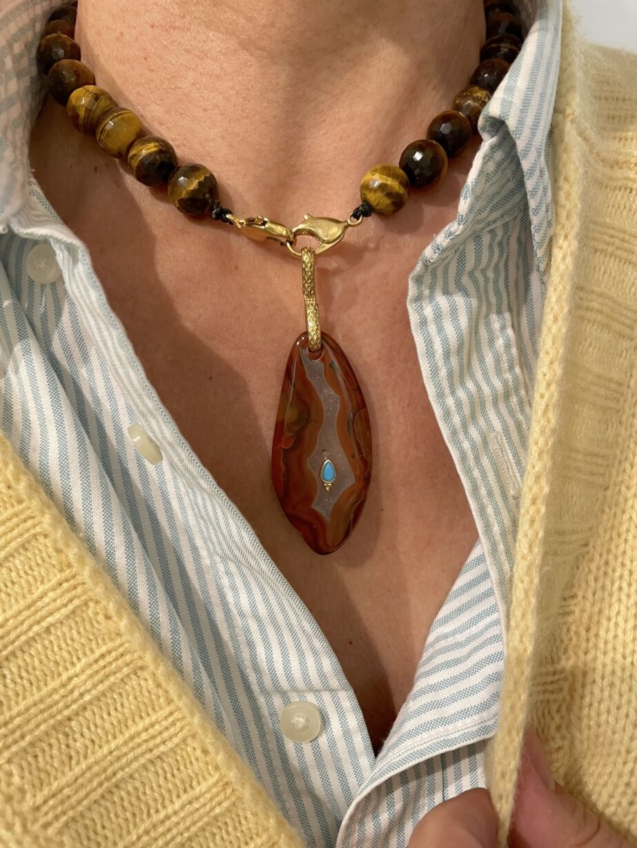 Agate Brown Pendant with turquoise pendentif by Sande Paris