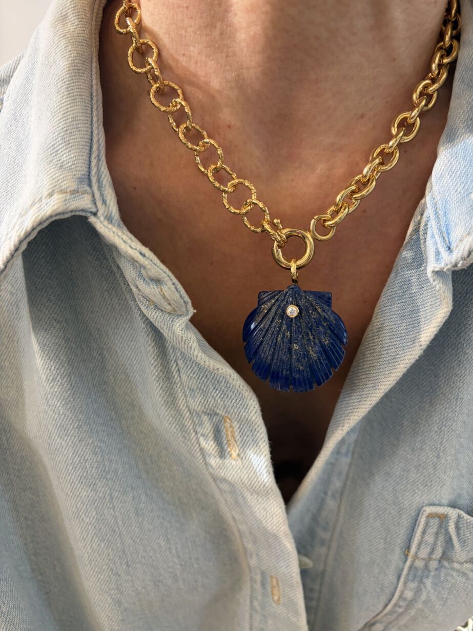 SYRA pendentif pendant Shell Coquillage en Lapis Lazuli by Sande Paris jewel. bijoux bijoux stone